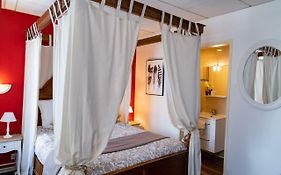 Hotel Henri IV